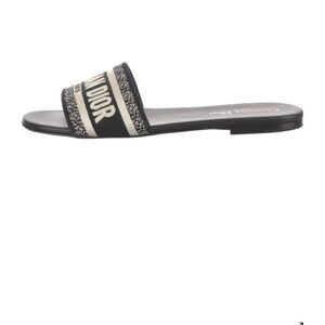 Dior Dway slide